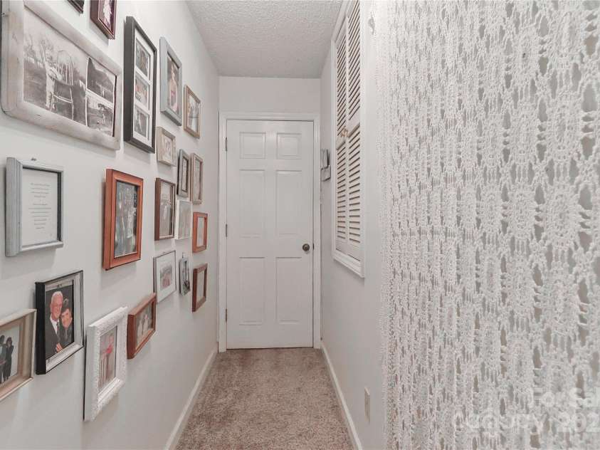 173 Rocky River Road, Mooresville, NC 28115.  MLS# CAR4259535, YatesRealty ID 2296. 