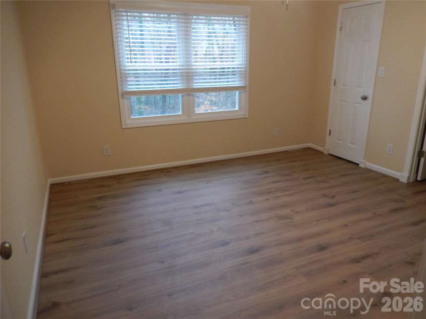 547 Brent Road, Raleigh, NC 27606.  MLS# CAR4350457, YatesRealty ID 2296. Bedroom