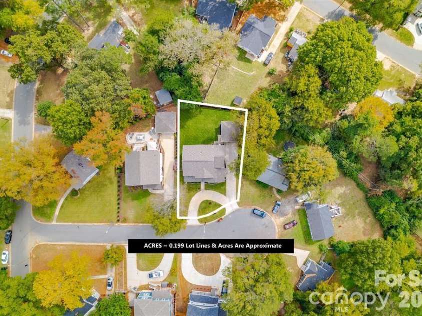 1517 Princess Place, Charlotte, NC 28208.  MLS# CAR4377408, YatesRealty ID 22960. 