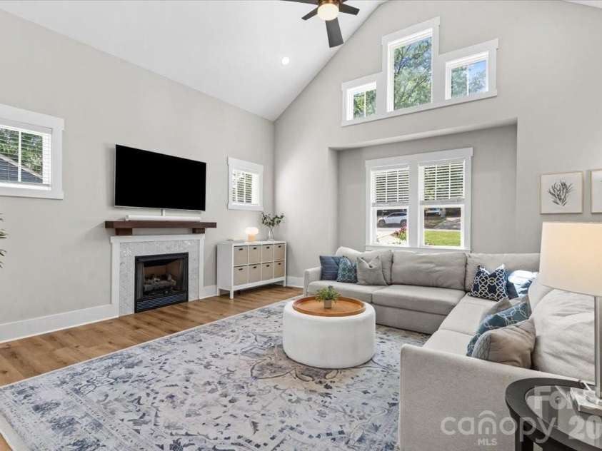 1517 Princess Place, Charlotte, NC 28208.  MLS# CAR4377408, YatesRealty ID 22960. 