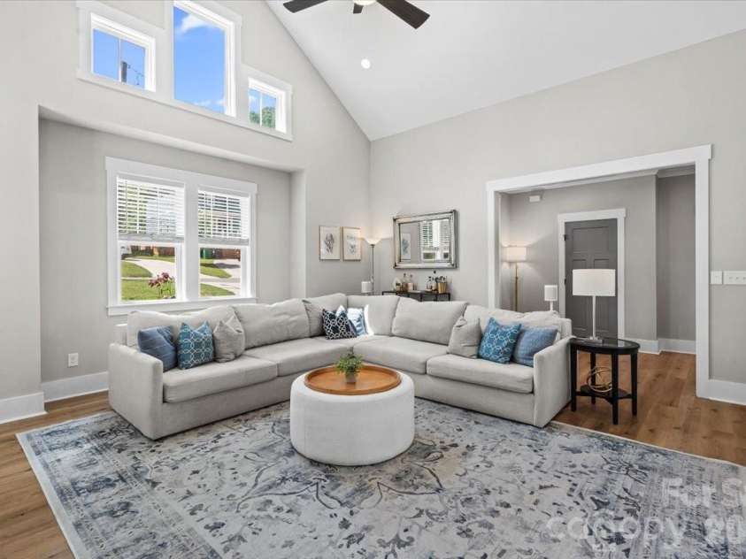 1517 Princess Place, Charlotte, NC 28208.  MLS# CAR4377408, YatesRealty ID 22960. 