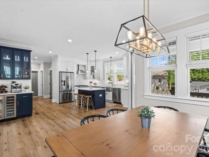 1517 Princess Place, Charlotte, NC 28208.  MLS# CAR4377408, YatesRealty ID 22960. 