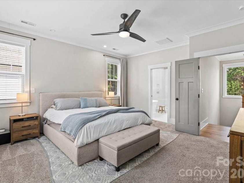 1517 Princess Place, Charlotte, NC 28208.  MLS# CAR4377408, YatesRealty ID 22960. 
