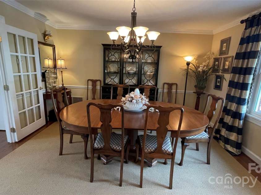 700 Valleyview Drive, Albemarle, NC 28001.  MLS# CAR4258028, YatesRealty ID 22960. 