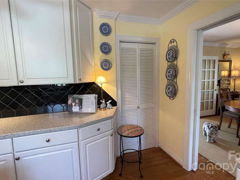 700 Valleyview Drive, Albemarle, NC 28001.  MLS# CAR4258028, YatesRealty ID 22960. Kitchen and walk-in pantry