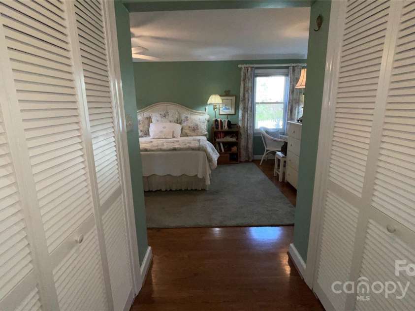 700 Valleyview Drive, Albemarle, NC 28001.  MLS# CAR4258028, YatesRealty ID 22960. Primary bedroom entry with 2 walk-in closets