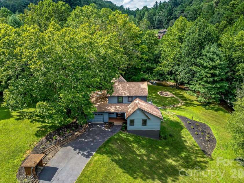 48 Merrell Road, Leicester, NC 28748.  MLS# CAR4377319, YatesRealty ID 22961. 