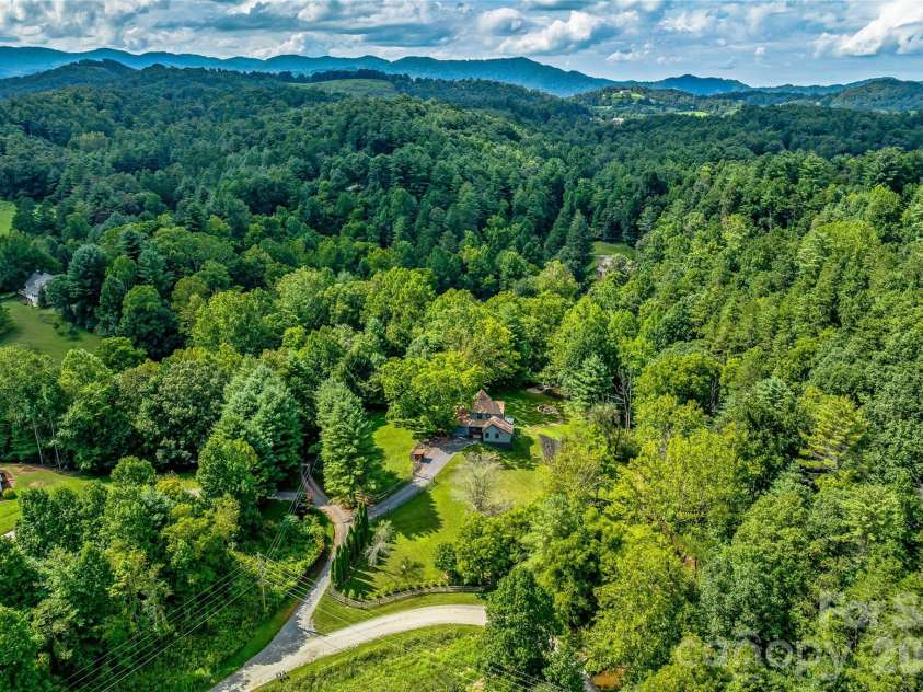 48 Merrell Road, Leicester, NC 28748.  MLS# CAR4377319, YatesRealty ID 22961. 