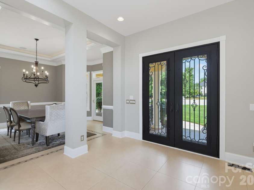 149 Vista Bluff Lane, Mooresville, NC 28117.  MLS# CAR4417255, YatesRealty ID 22962. 