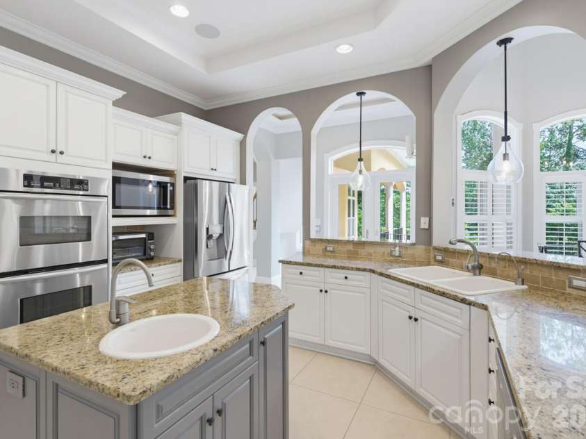 149 Vista Bluff Lane, Mooresville, NC 28117.  MLS# CAR4417255, YatesRealty ID 22962. 