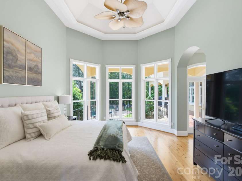 149 Vista Bluff Lane, Mooresville, NC 28117.  MLS# CAR4417255, YatesRealty ID 22962. 