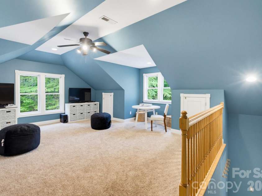 149 Vista Bluff Lane, Mooresville, NC 28117.  MLS# CAR4417255, YatesRealty ID 22962. 