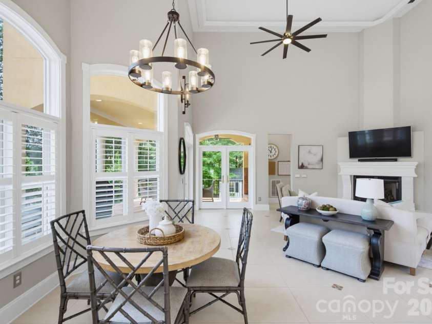 149 Vista Bluff Lane, Mooresville, NC 28117.  MLS# CAR4417255, YatesRealty ID 22962. 