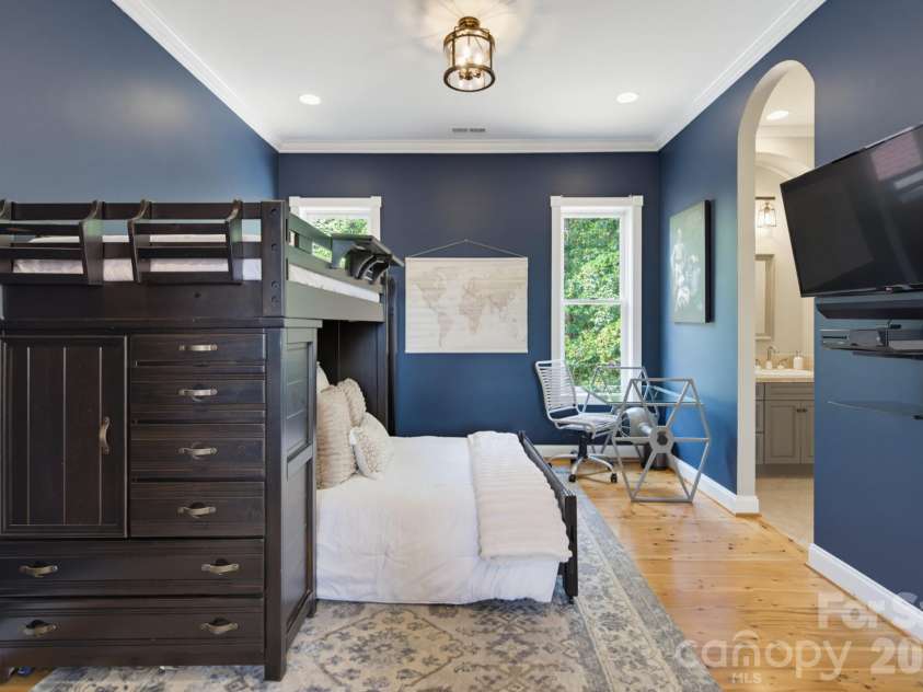 149 Vista Bluff Lane, Mooresville, NC 28117.  MLS# CAR4417255, YatesRealty ID 22962. 