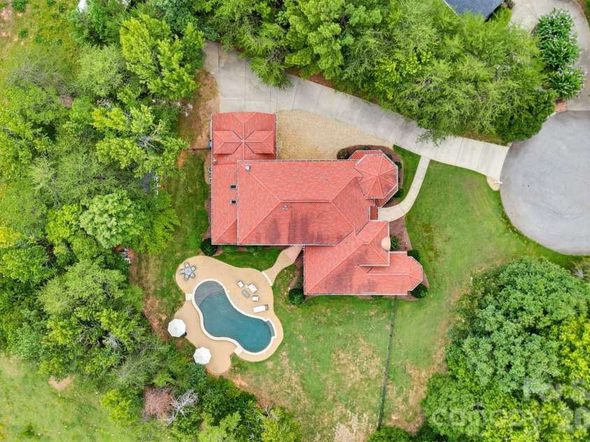 149 Vista Bluff Lane, Mooresville, NC 28117.  MLS# CAR4417255, YatesRealty ID 22962. 