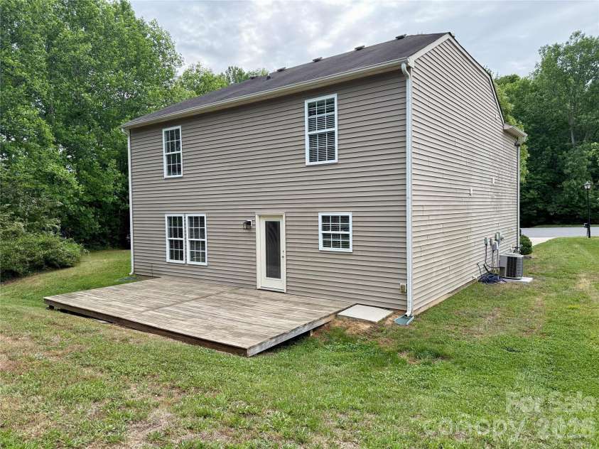 4219 Shasta Circle, Clover, SC 29710.  MLS# CAR4376851, YatesRealty ID 22963. 