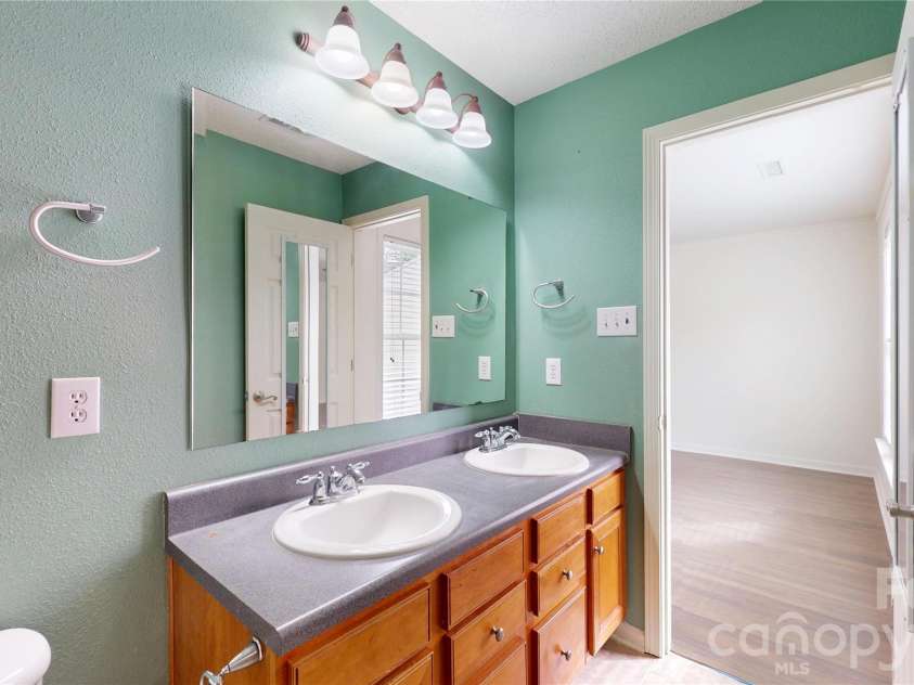 4219 Shasta Circle, Clover, SC 29710.  MLS# CAR4376851, YatesRealty ID 22963. 