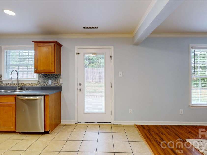 4219 Shasta Circle, Clover, SC 29710.  MLS# CAR4376851, YatesRealty ID 22963. 