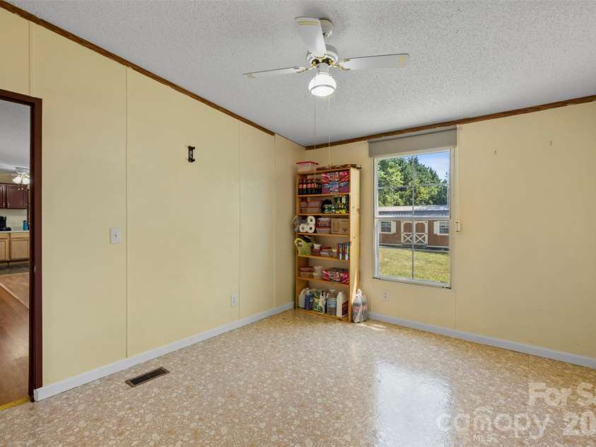 2095 Wildwood Drive, Hickory, NC 28601.  MLS# CAR4371479, YatesRealty ID 22964. Bedroom 2
