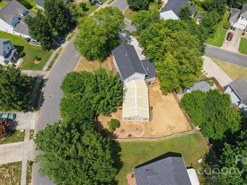 8343 Highlander Court, Charlotte, NC 28269.  MLS# CAR4273780, YatesRealty ID 22964. 