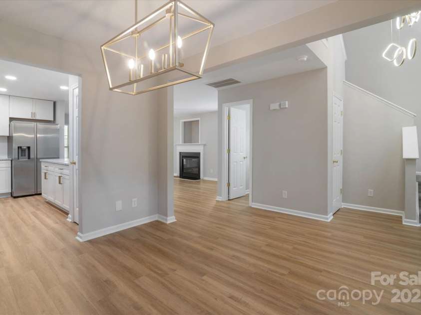 8343 Highlander Court, Charlotte, NC 28269.  MLS# CAR4273780, YatesRealty ID 22964. Updated Adjustable/Dimmable Lighting Throughout Home!