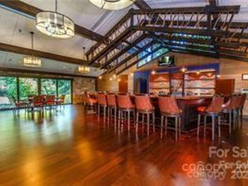 259 Dvdegi Court, Brevard, NC 28712.  MLS# CAR4248889, YatesRealty ID 22965. Clubhouse bar