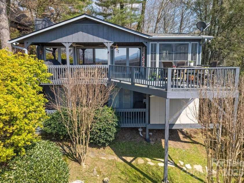 259 Dvdegi Court, Brevard, NC 28712.  MLS# CAR4248889, YatesRealty ID 22965. Decks are THE main living space
