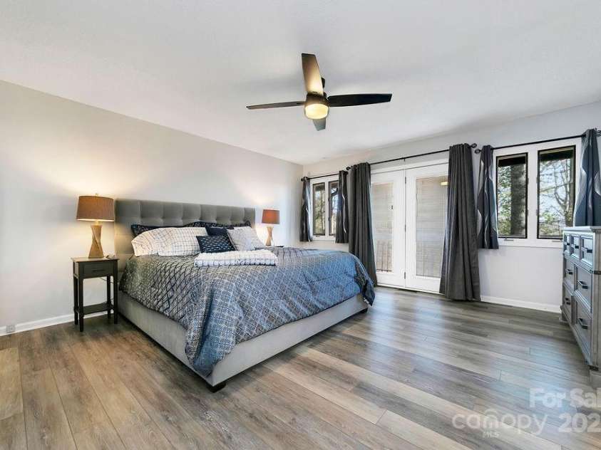 259 Dvdegi Court, Brevard, NC 28712.  MLS# CAR4248889, YatesRealty ID 22965. Primary Bedroom