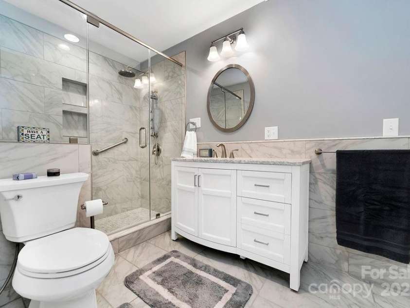 259 Dvdegi Court, Brevard, NC 28712.  MLS# CAR4248889, YatesRealty ID 22965. Primary bedroom en suite bath