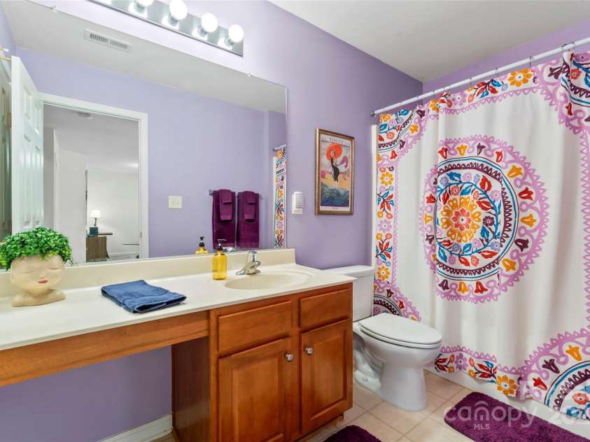 1418 Skidaway Street, Concord, NC 28027.  MLS# CAR4268685, YatesRealty ID 22966. Full bath, upper level