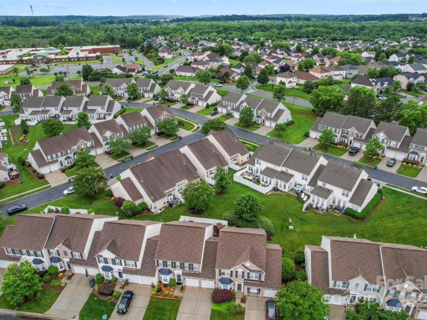 1418 Skidaway Street, Concord, NC 28027.  MLS# CAR4268685, YatesRealty ID 22966. The Commons at Moss Creek community