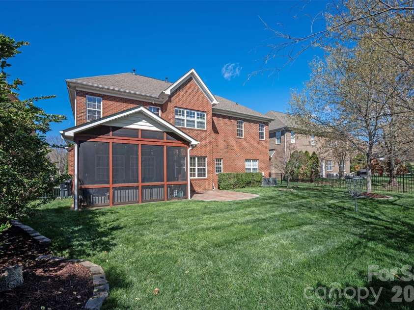 4936 Hawk Shadow Lane, Charlotte, NC 28277.  MLS# CAR4372746, YatesRealty ID 22967. 