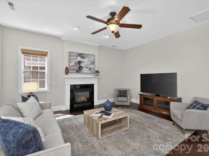 4936 Hawk Shadow Lane, Charlotte, NC 28277.  MLS# CAR4372746, YatesRealty ID 22967. 
