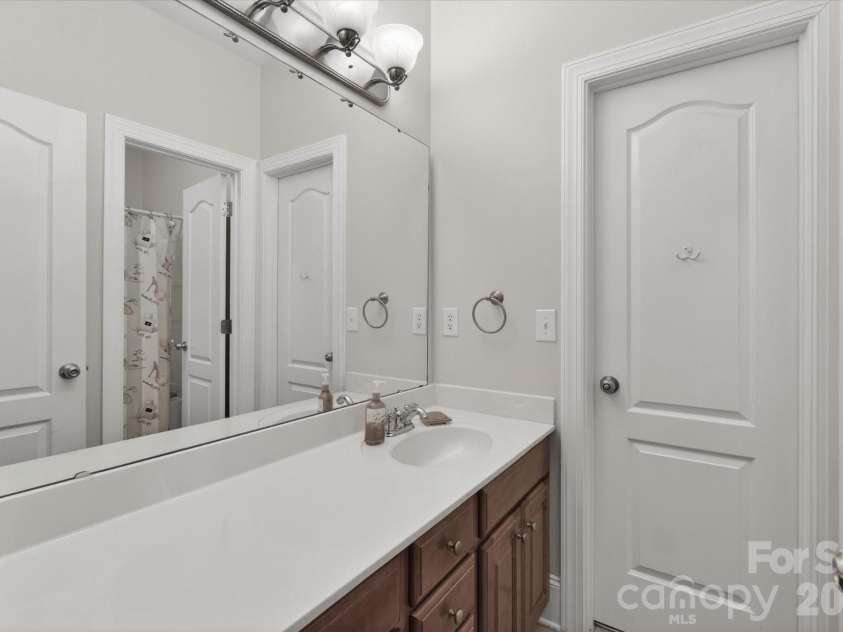 4936 Hawk Shadow Lane, Charlotte, NC 28277.  MLS# CAR4372746, YatesRealty ID 22967. 