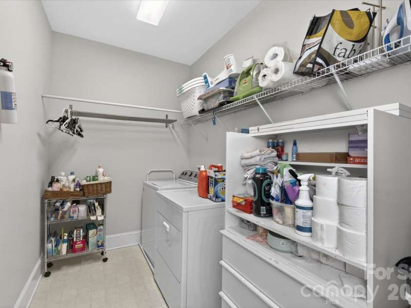 4936 Hawk Shadow Lane, Charlotte, NC 28277.  MLS# CAR4372746, YatesRealty ID 22967. 