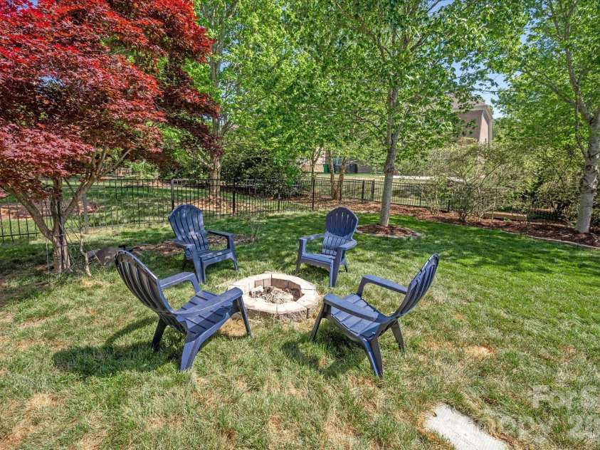 4936 Hawk Shadow Lane, Charlotte, NC 28277.  MLS# CAR4372746, YatesRealty ID 22967. 