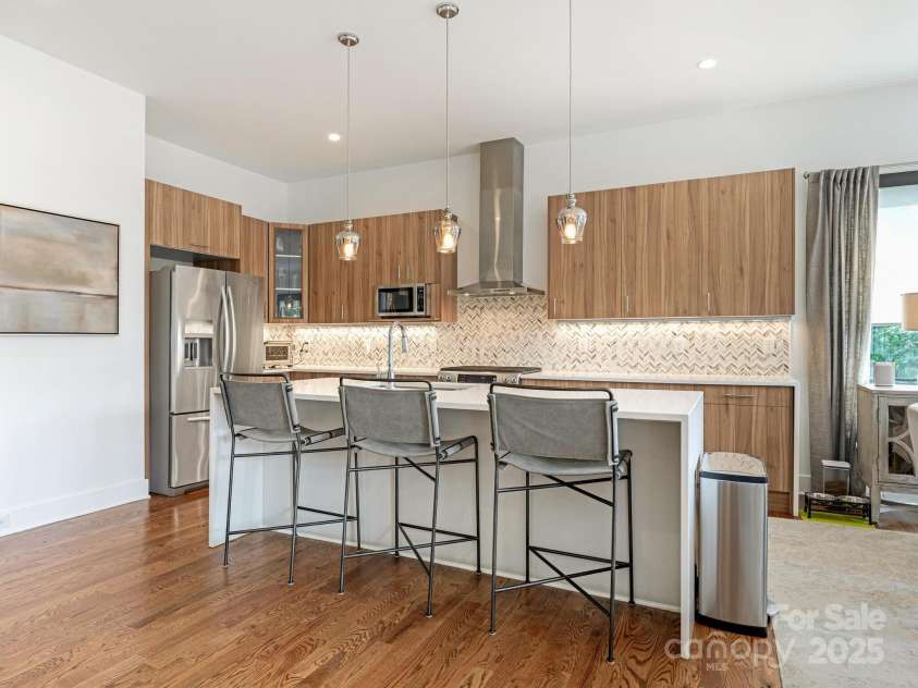 628 Cherry Street, Charlotte, NC 28204.  MLS# CAR4275125, YatesRealty ID 22967. Kitchen