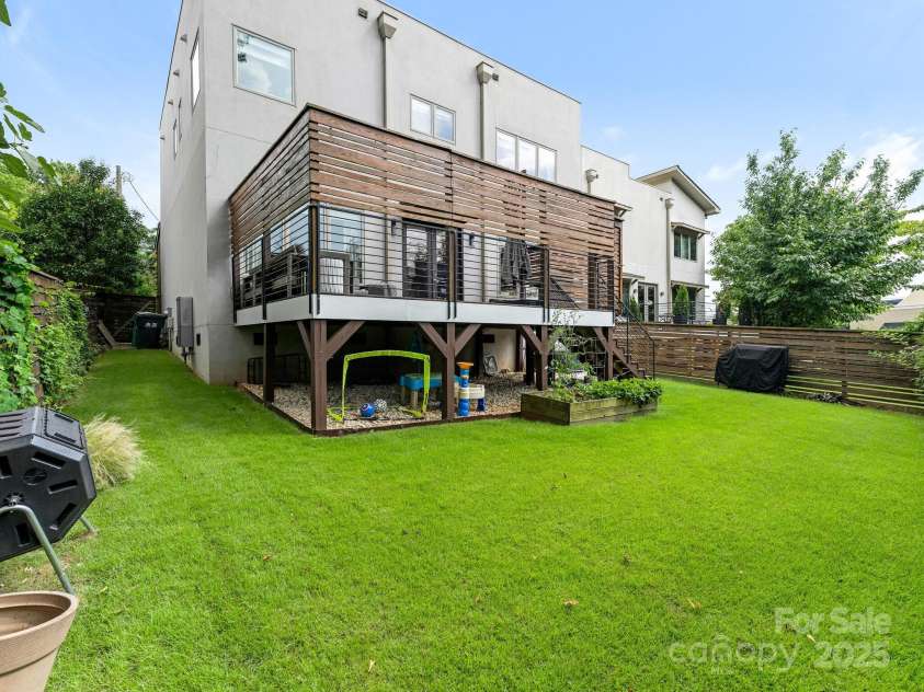 628 Cherry Street, Charlotte, NC 28204.  MLS# CAR4275125, YatesRealty ID 22967. Rear Exterior