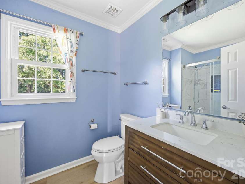 8729 Totteridge Drive, Charlotte, NC 28277.  MLS# CAR4380415, YatesRealty ID 22968. 