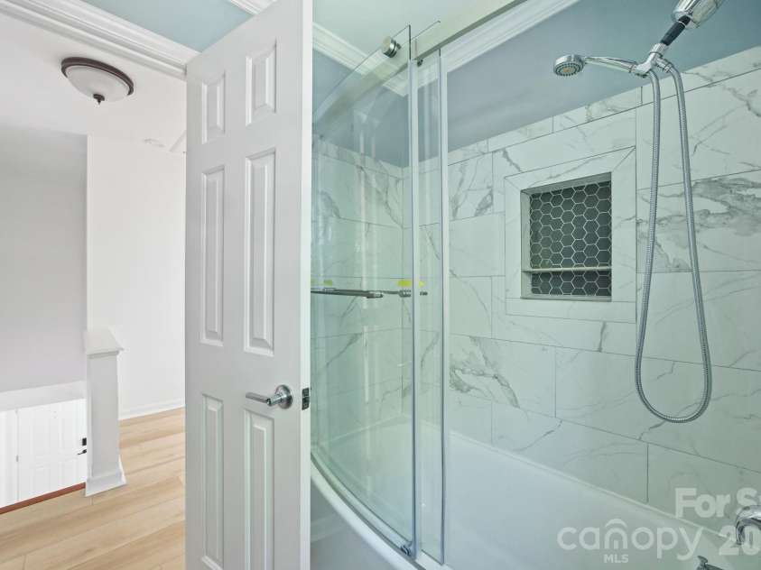 8729 Totteridge Drive, Charlotte, NC 28277.  MLS# CAR4380415, YatesRealty ID 22968. 