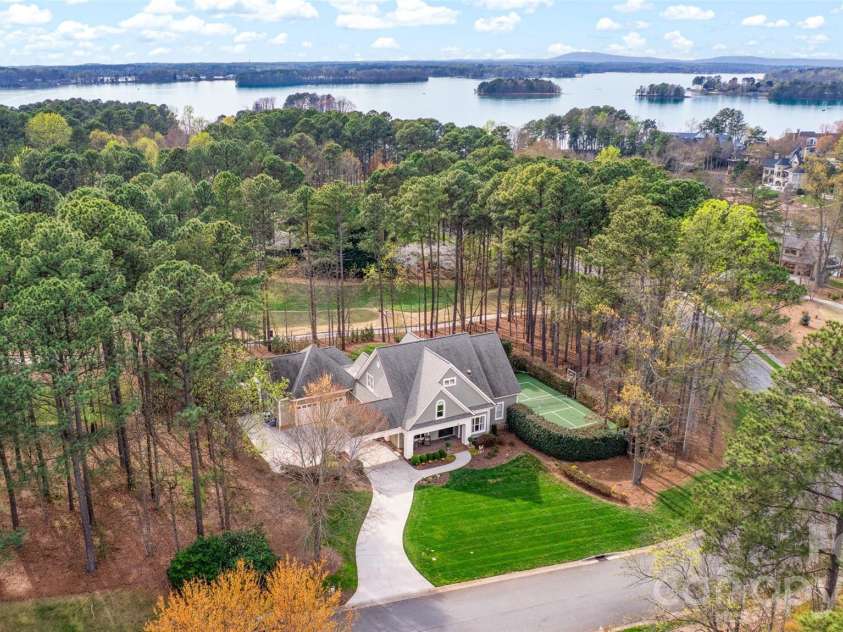 141 Stonewall Beach Lane, Mooresville, NC 28117.  MLS# CAR4356784, YatesRealty ID 22969. 