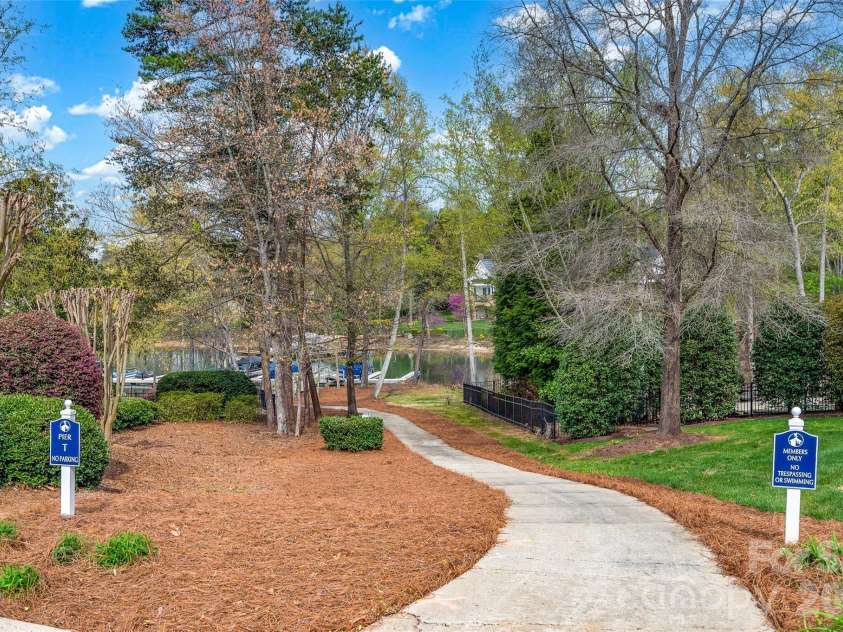 141 Stonewall Beach Lane, Mooresville, NC 28117.  MLS# CAR4356784, YatesRealty ID 22969. 