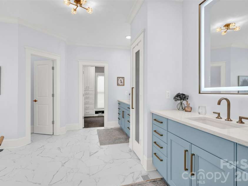 141 Stonewall Beach Lane, Mooresville, NC 28117.  MLS# CAR4356784, YatesRealty ID 22969. Primary bathroom...