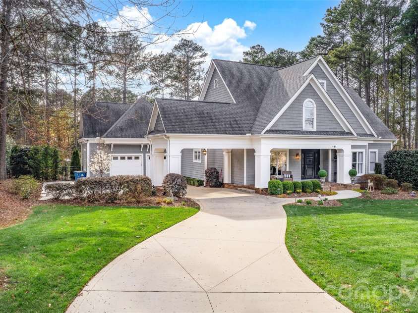 141 Stonewall Beach Lane, Mooresville, NC 28117.  MLS# CAR4356784, YatesRealty ID 22969. Welcome home to 141 Stonewall Beach lane, Mooresville