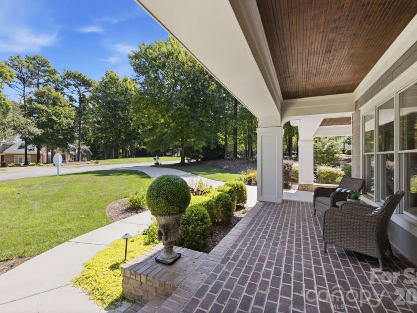 141 Stonewall Beach Lane, Mooresville, NC 28117.  MLS# CAR4419196, YatesRealty ID 22969. 
