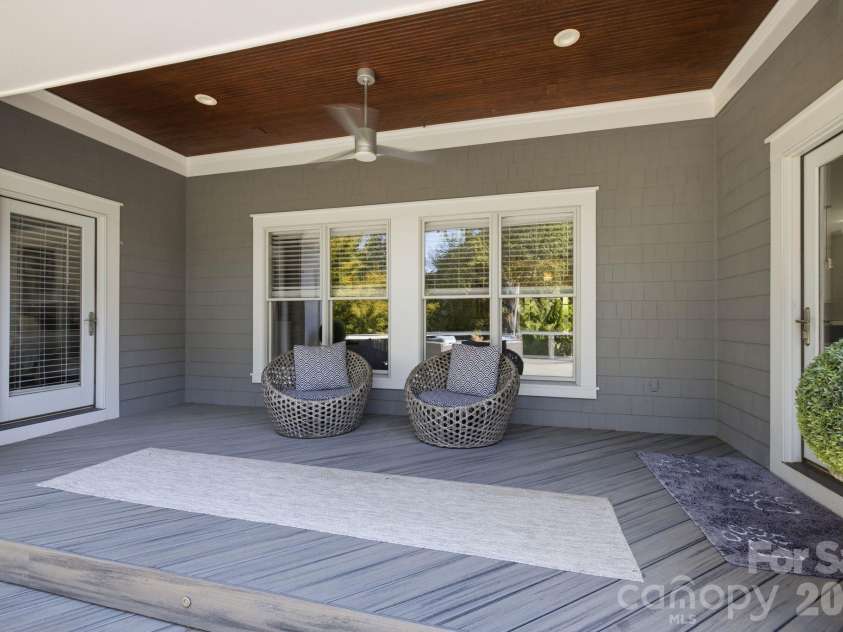141 Stonewall Beach Lane, Mooresville, NC 28117.  MLS# CAR4419196, YatesRealty ID 22969. 