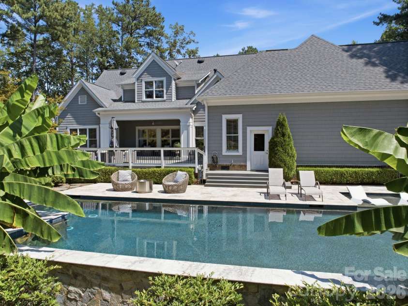 141 Stonewall Beach Lane, Mooresville, NC 28117.  MLS# CAR4419196, YatesRealty ID 22969. 