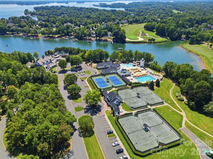 141 Stonewall Beach Lane, Mooresville, NC 28117.  MLS# CAR4419196, YatesRealty ID 22969. 