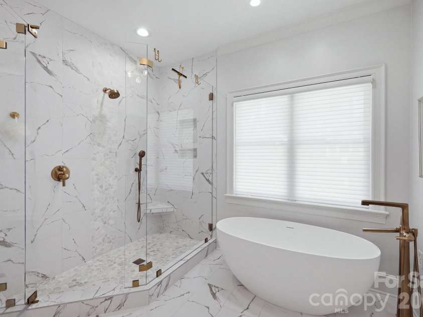 141 Stonewall Beach Lane, Mooresville, NC 28117.  MLS# CAR4419196, YatesRealty ID 22969. 
