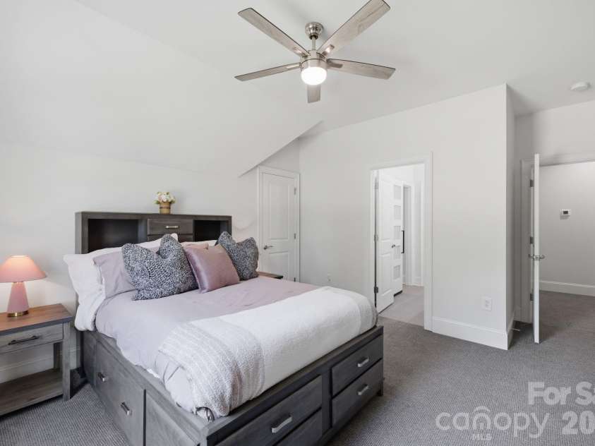 141 Stonewall Beach Lane, Mooresville, NC 28117.  MLS# CAR4419196, YatesRealty ID 22969. 